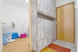 Blk 705 Hougang Avenue 2 (Hougang), HDB Executive #581972501